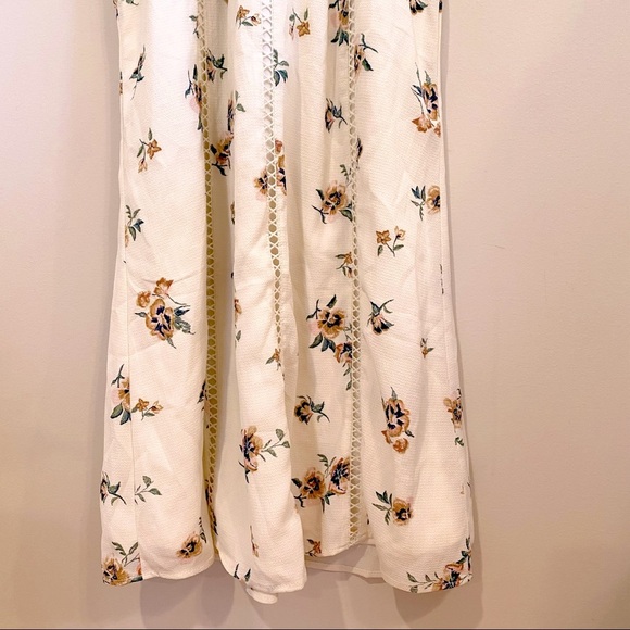 Francesca’s Dress - Picture 6 of 10